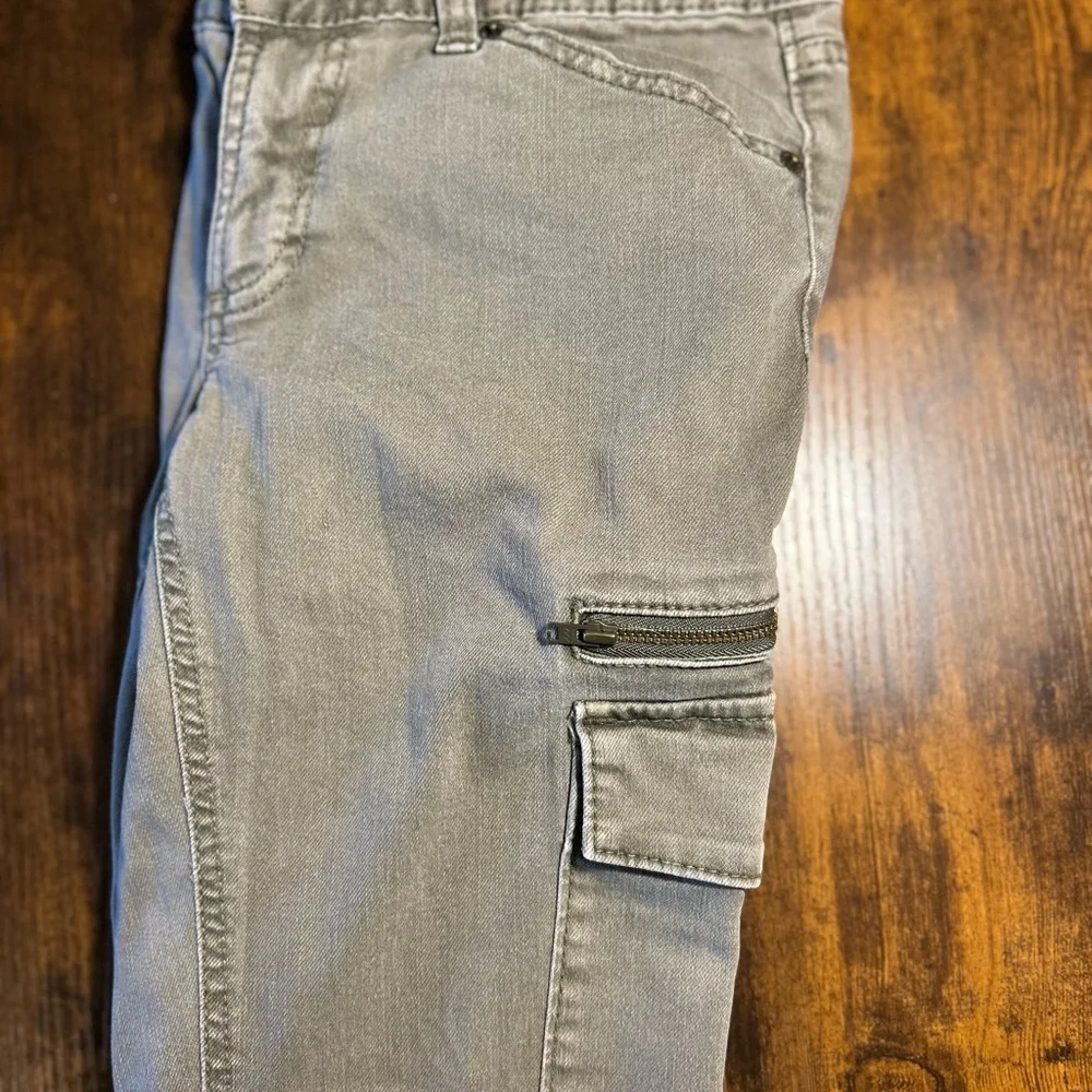 Army Green Cargo Skinny Pants - Picture 6 of 6